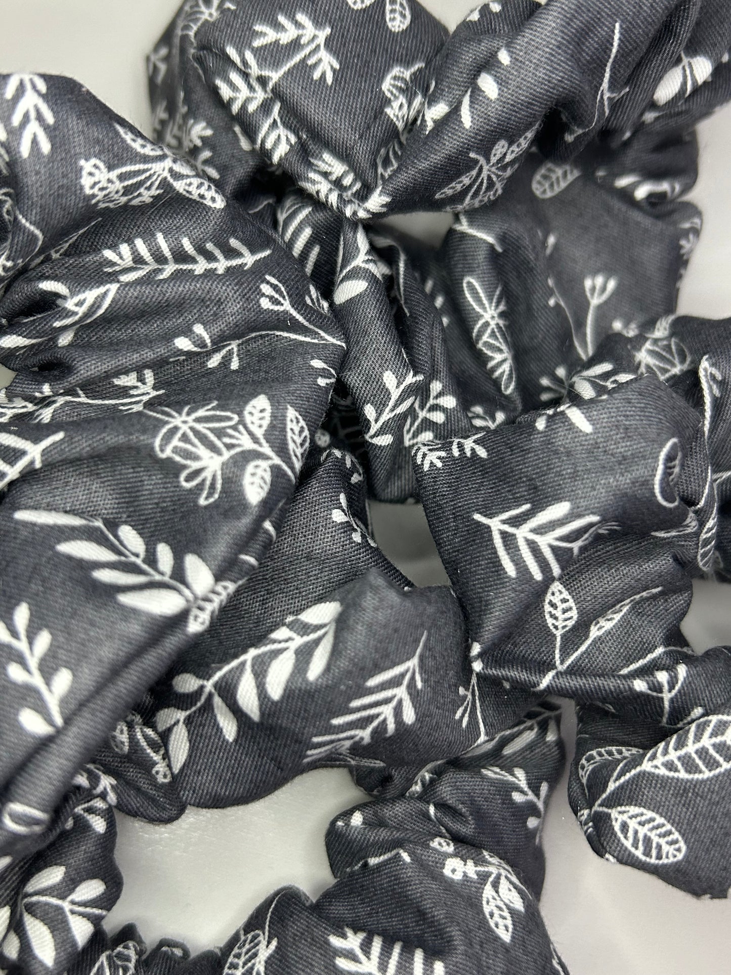 Dark leafs